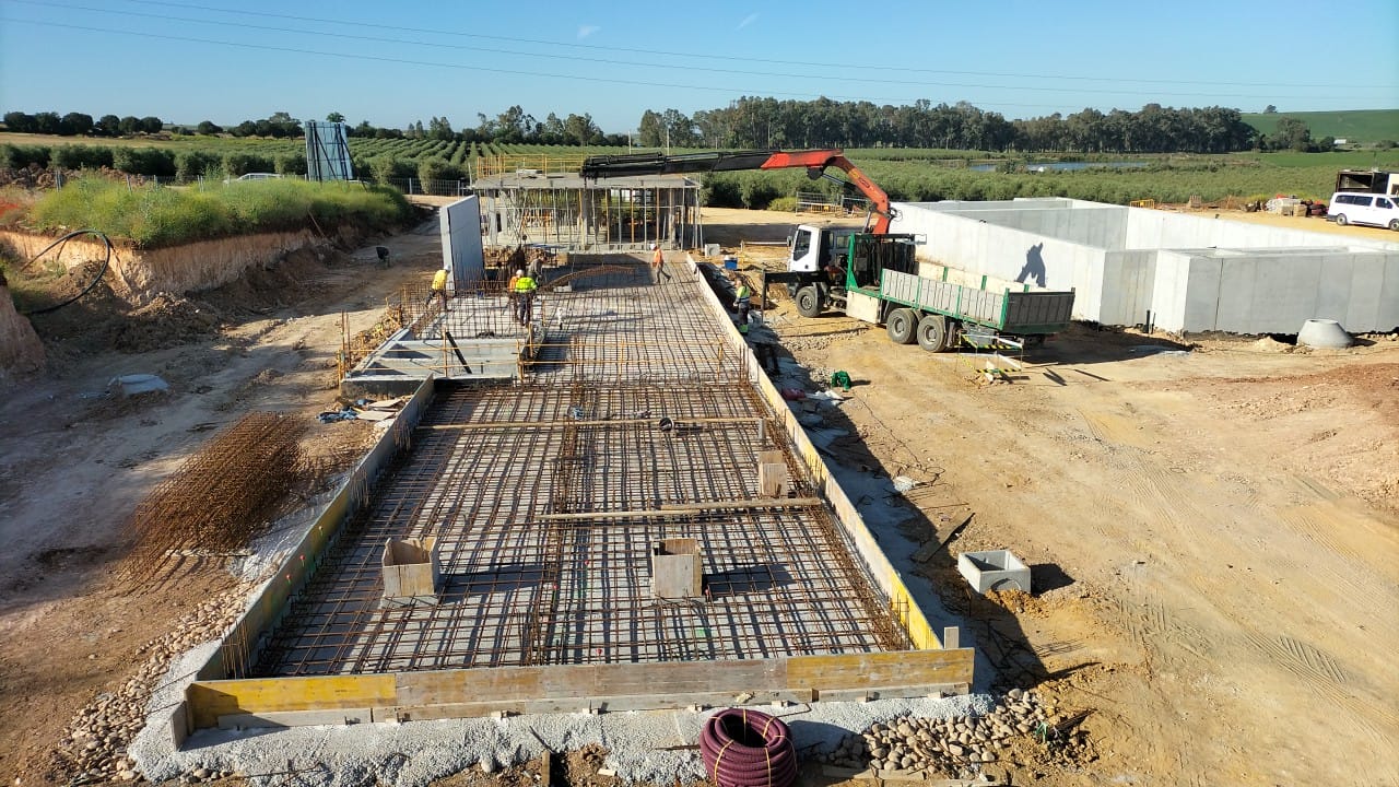 Sando Construcción se encarga de la agrupación de vertidos de La Luisiana y El Campillo a través de su canalización en una EDAR única.