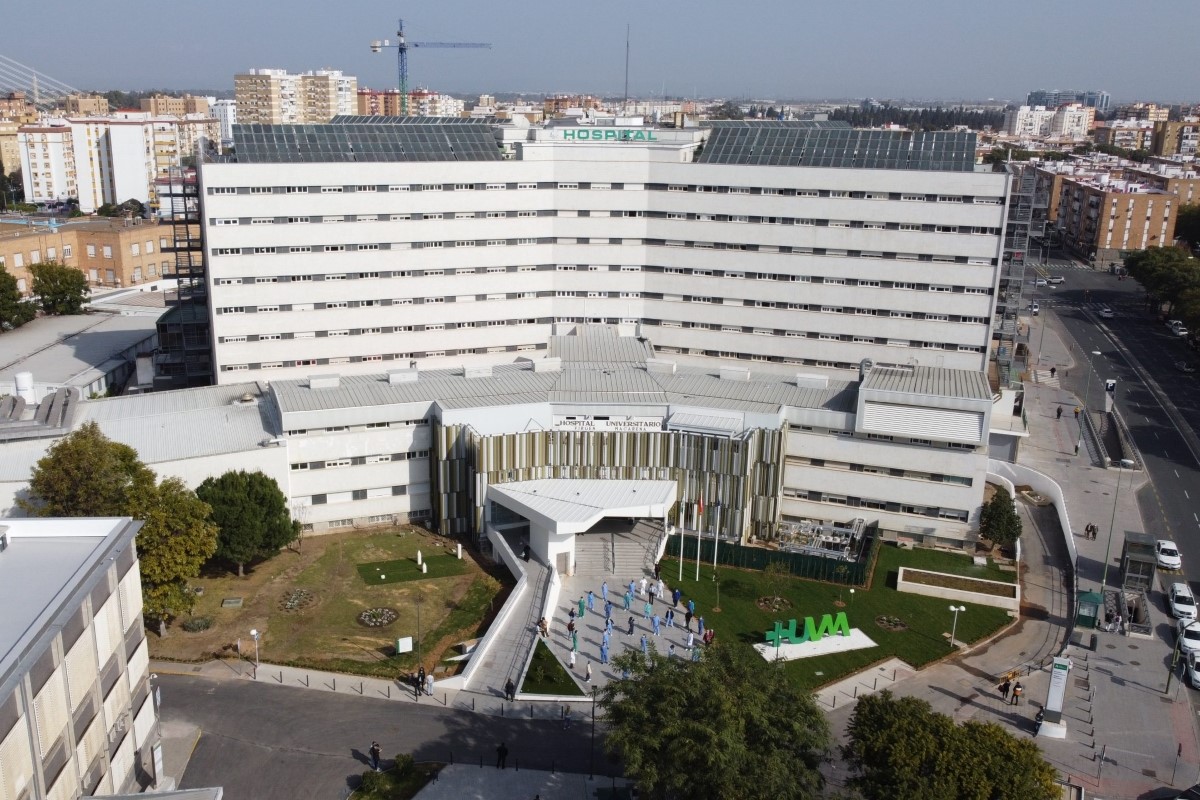 El Servicio Andaluz de Salud (SAS) ha adjudicado a Sando Construcción un contrato para la renovación de distintas instalaciones sanitarias en Sevilla. Los centros sanitarios en los que se despliegan las actuaciones son: el Hospital Universitario Virgen del Rocío (HUVR), el Hospital Universitario Virgen Macarena (HUVM), el Área de Gestión Sanitaria Sur de Sevilla (AGSSS), el Área de Gestión Sanitaria de Osuna (AGSO), el Distrito de Atención Primaria Sevilla, y el Distrito de Atención Primaria de Sevilla Norte-Aljarafe.