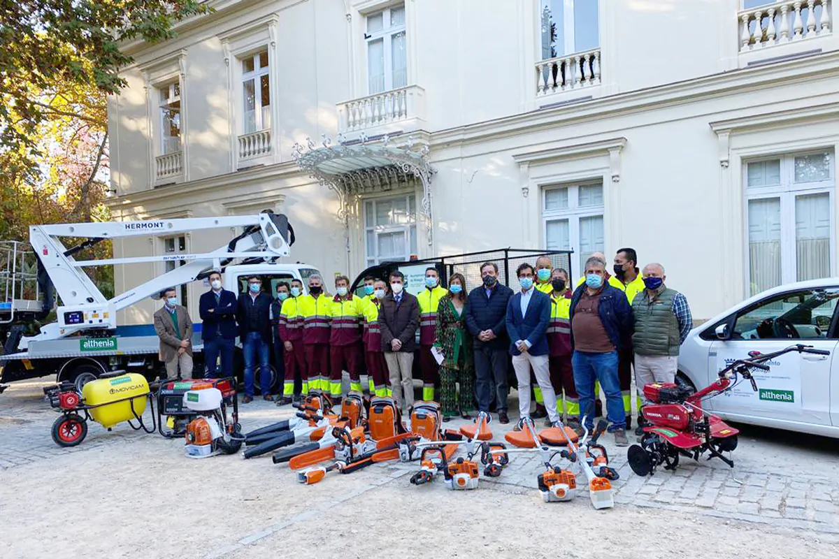 El Ayuntamiento de Málaga ha adjudicado a Atlhenia el contrato del servicio de conservación y mantenimiento de las zonas verdes del Jardín Botánico-Histórico de La Concepción.