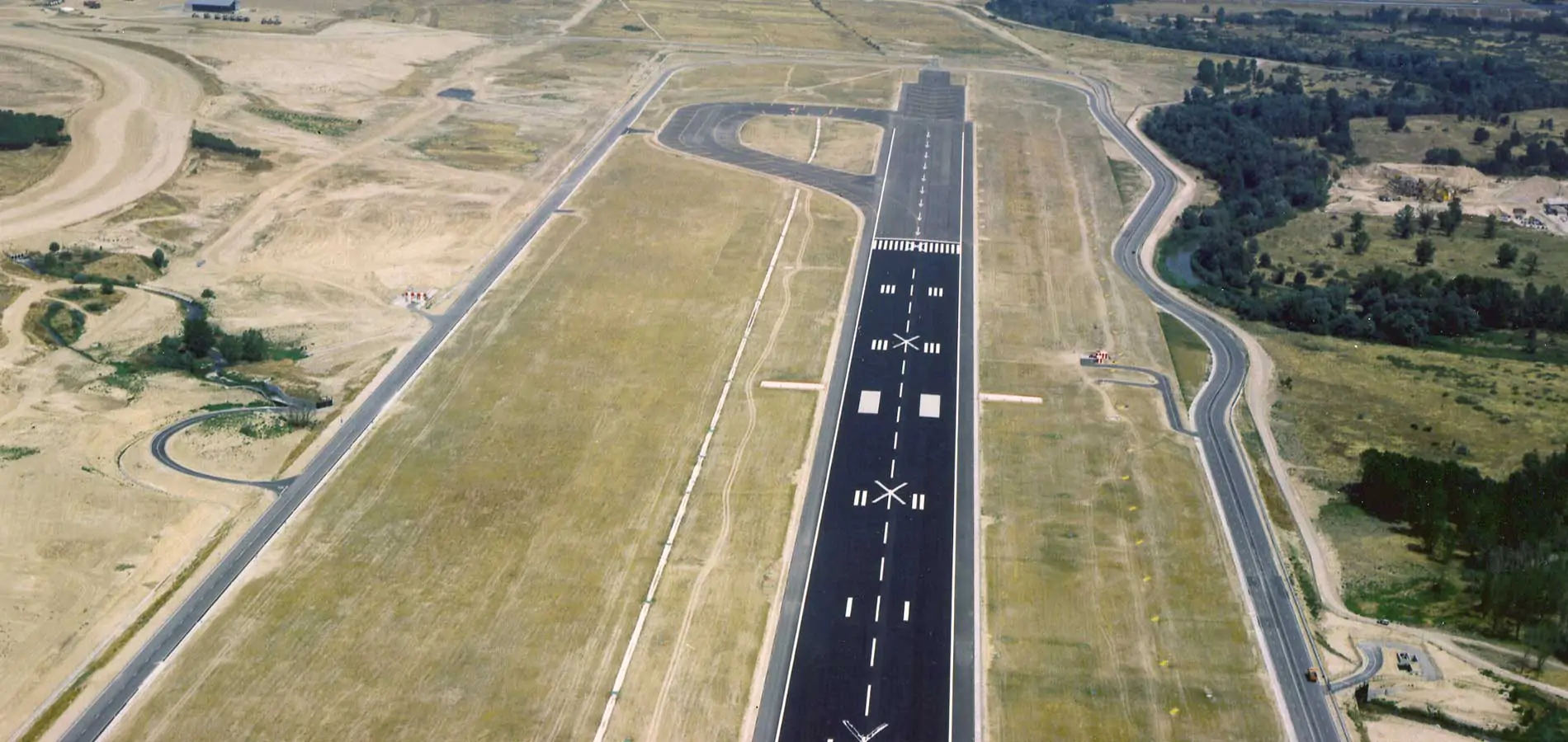 Pista de vuelo 18L-36R, Aeropuerto Adolfo Suárez-Barajas