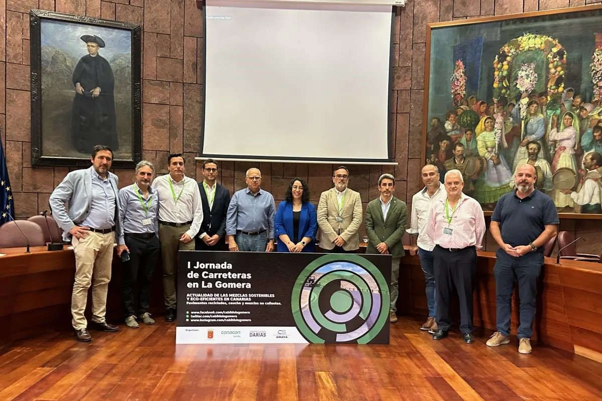 Conacon Sando participa en la I Jornada de Carreteras junto con el Cabildo de La Gomera, orientada a los materiales ecoeficientes