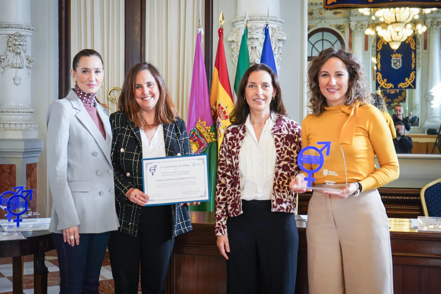 l Ayuntamiento de Málaga ha concedido a Sando el distintivo Empresa Malagueña Igualitaria y conciliadora. Un reconocimiento público a la labor de la compañía en la promoción de la igualdad de derechos y oportunidades entre hombres y mujeres.